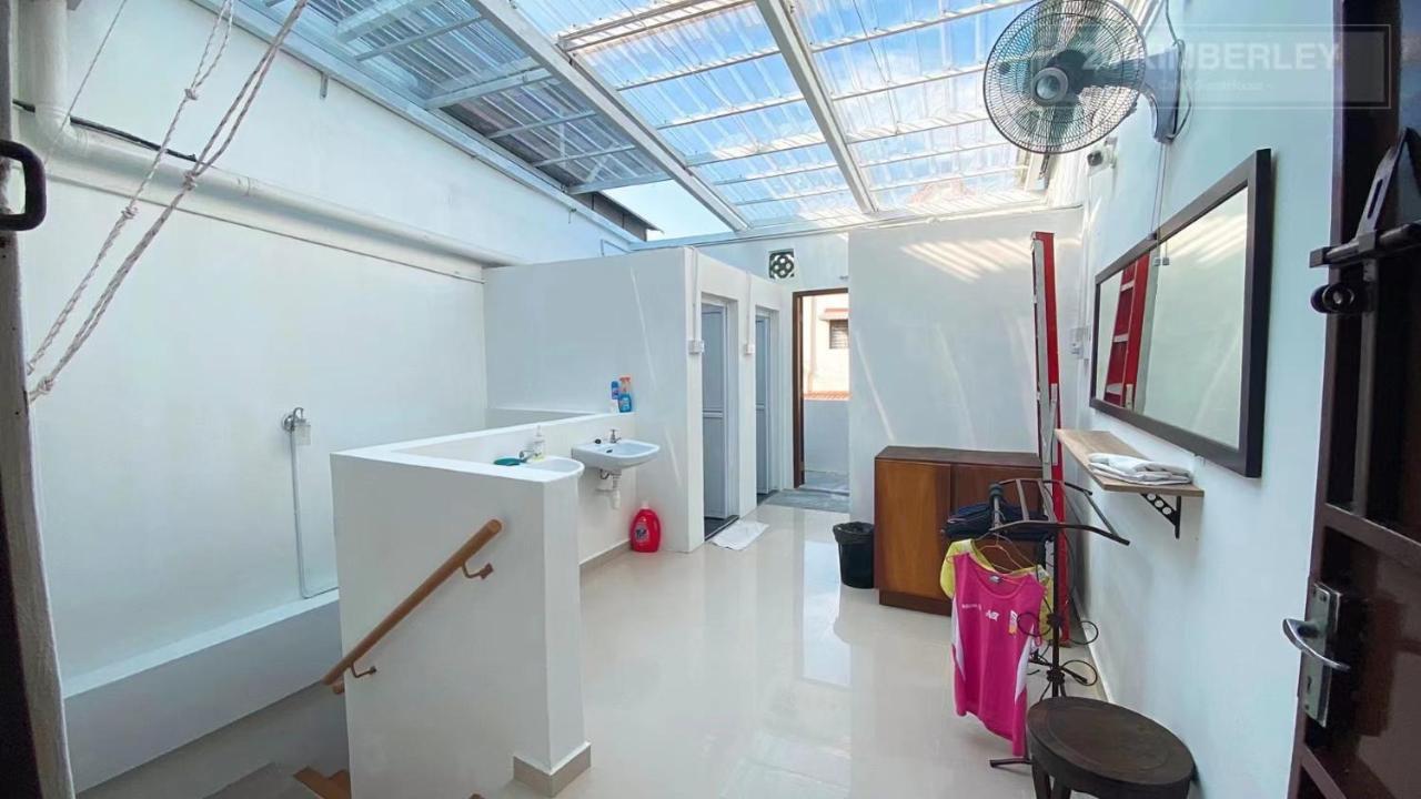 24 Kimberley Hotel Джордж Таун Екстериор снимка